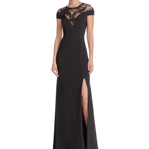 Adrianna Papell Dresses & Skirts - NWOT Adrianna Papell illusion cap sleeve jersey gown